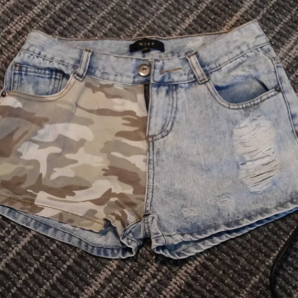 Camo jean shorts